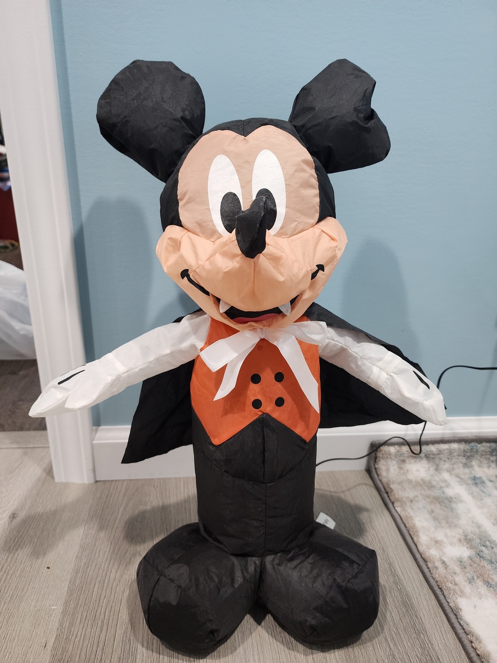 Gemmy Halloween 21" Mickey Mouse Vampire Airblown Inflatable Blowup